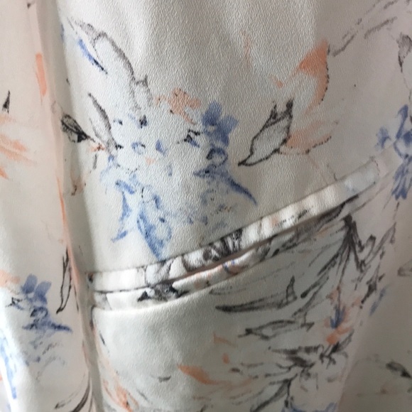 Blazer - Picture 4 of 5